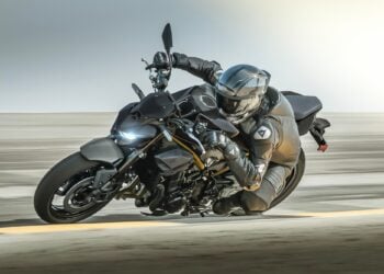 2026 Kawasaki Z900 Black Color Images