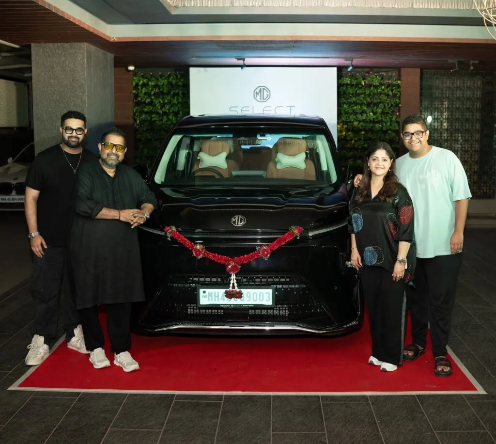 MG M9 Car Delivery - Shankar Mahadevan