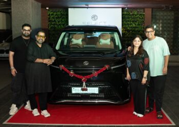 MG M9 Car Delivery - Shankar Mahadevan