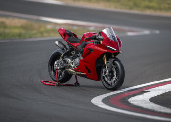 All New 2025 Ducati Panigale V2 V2S
