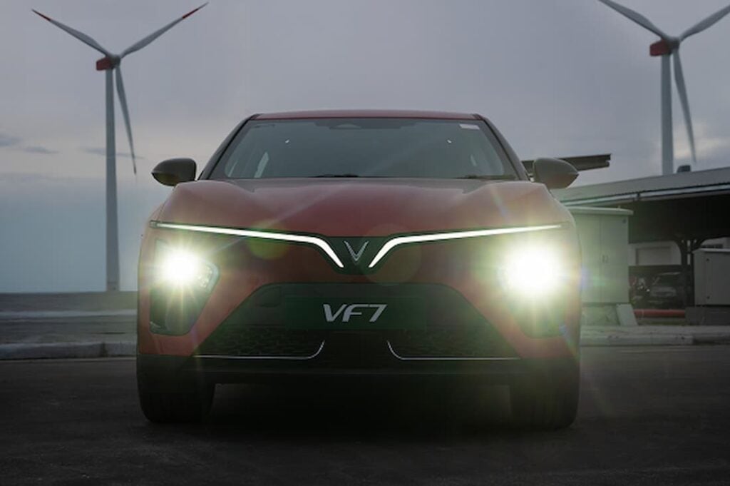 VinFast VF7 Maintenance