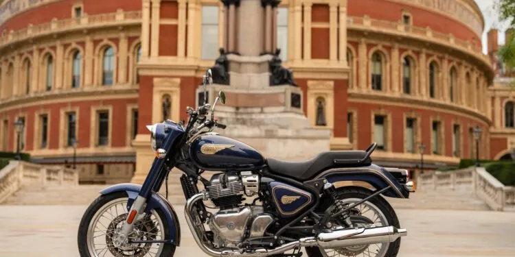Royal Enfield Bulet Robert Hall