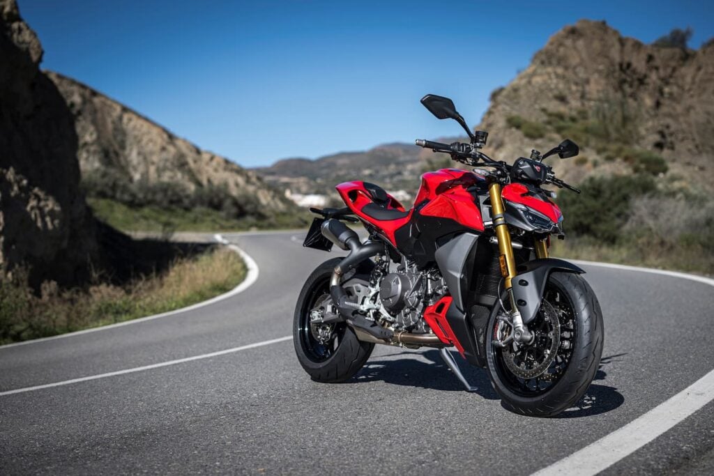 2025 Ducati v2 Streetfighter