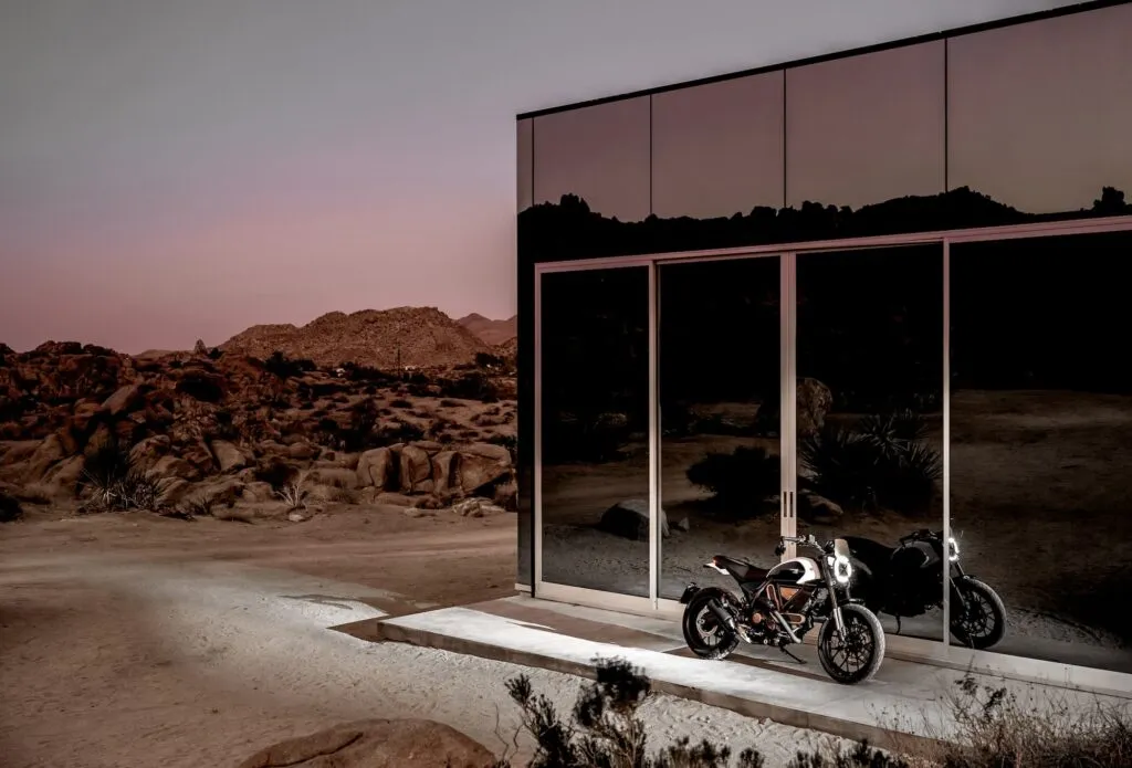 New Scrambler 10° Anniversario Rizoma Edition