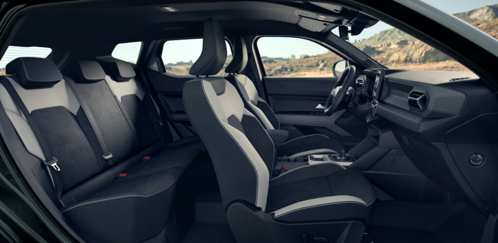 2026 Renault Duster Interior Photos