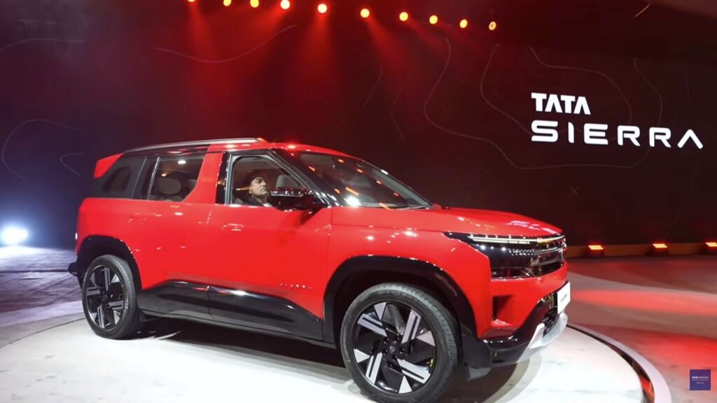 Tata Sierra Red Side Profile