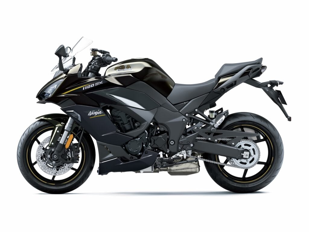 New 2026 Ninja 1100SX Black - Photos of Kawasaki Ninja 1100 SX Motorcycle Launched