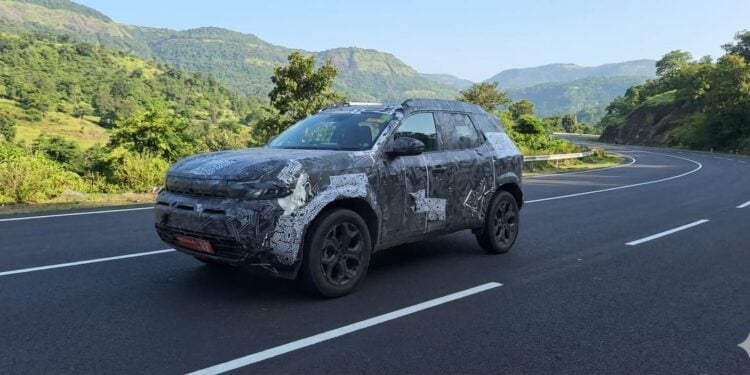 Renault Duster 2026 Model Spotted Testing Again