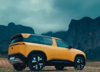 Tata Sierra Side View - Full Price List All Variants of New Sierra 2025