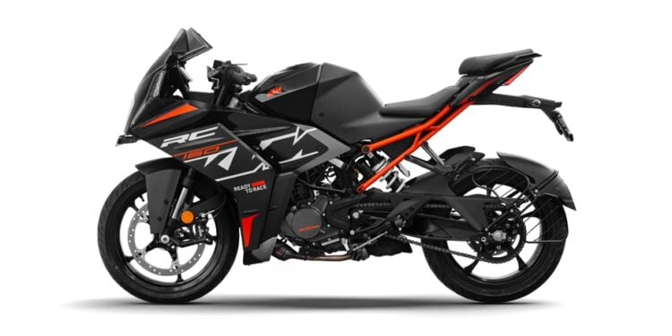 2026 KTM RC 160 Launch Photo