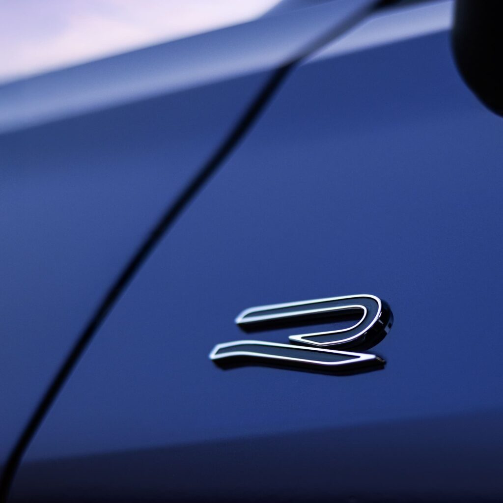 Volkswagen Tayron R-Line SUV The R-Badging