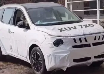 Mahindra XUV 7XO Arriving Showrooms Photo