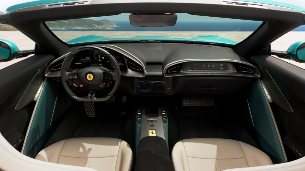 Interiors Ferrari Amalfi Spider Verde Costiera (Coastal Green) Photos