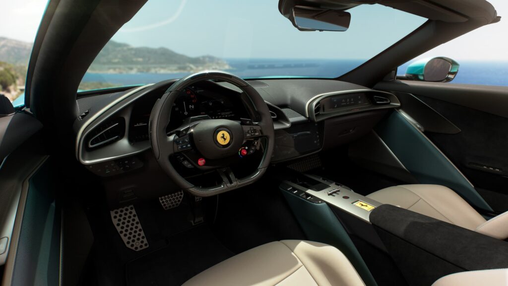 Ferrari Amalfi Spider Verde Costiera (Coastal Green) Interior Photos