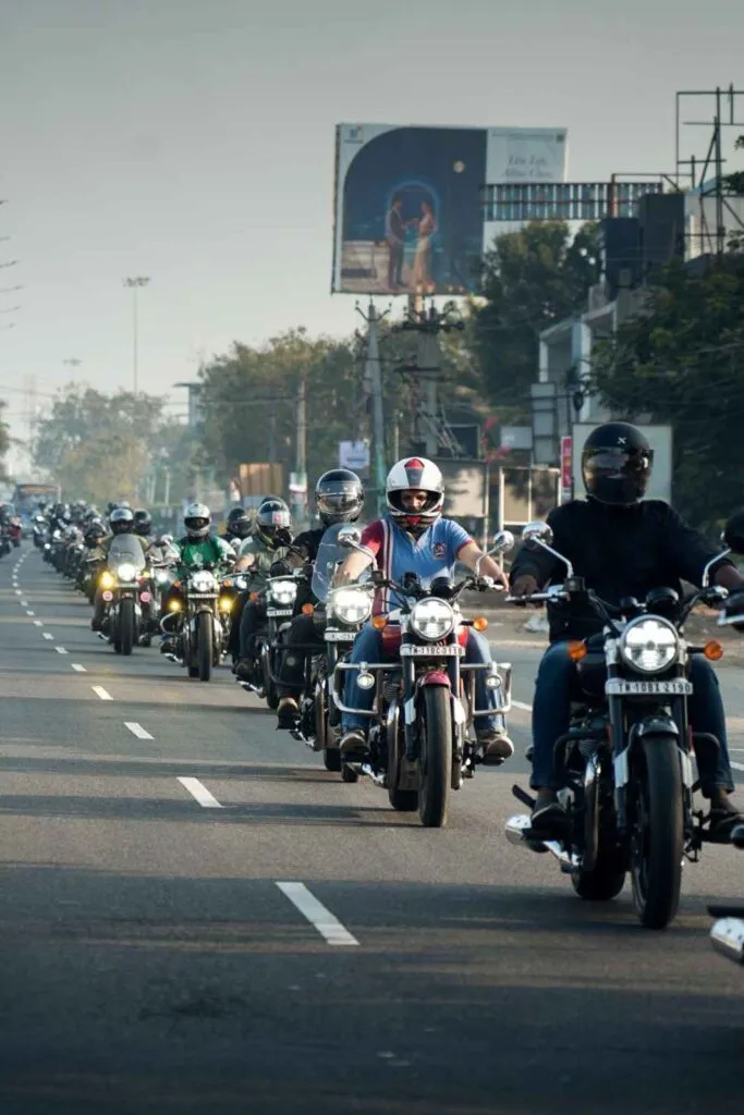 Royal Enfield Super Meteor 650 Riding in Group