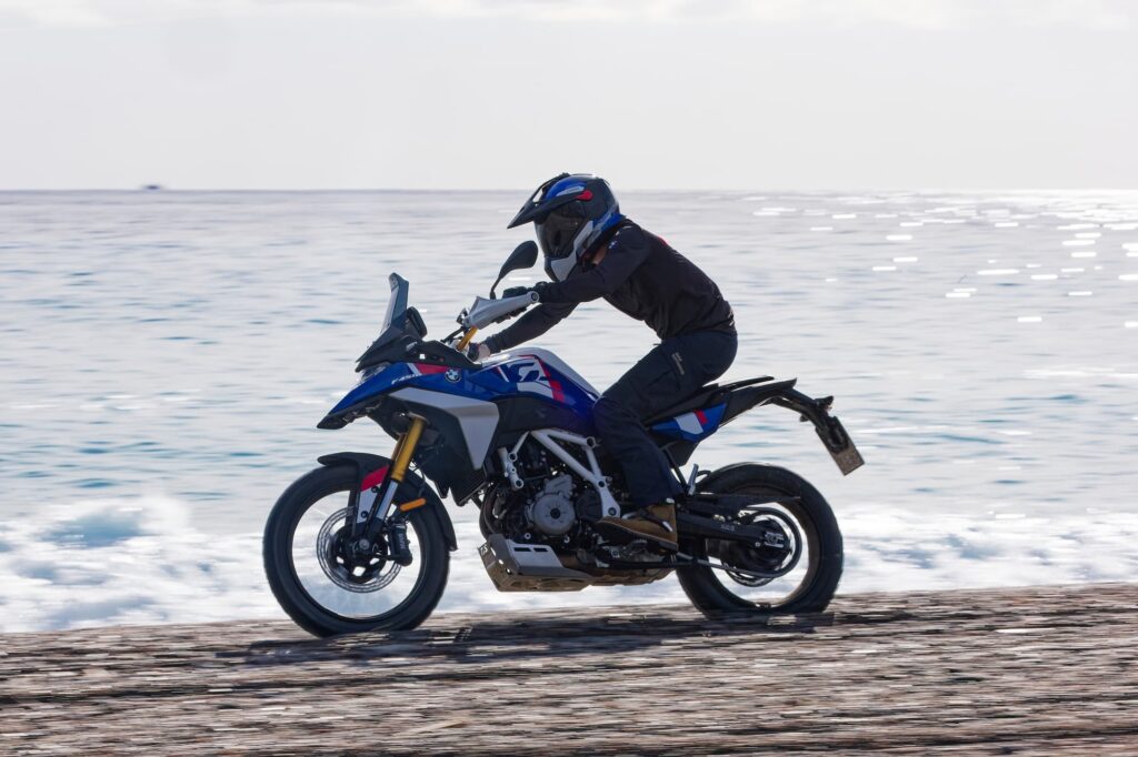 New BMW F 450 GS Images