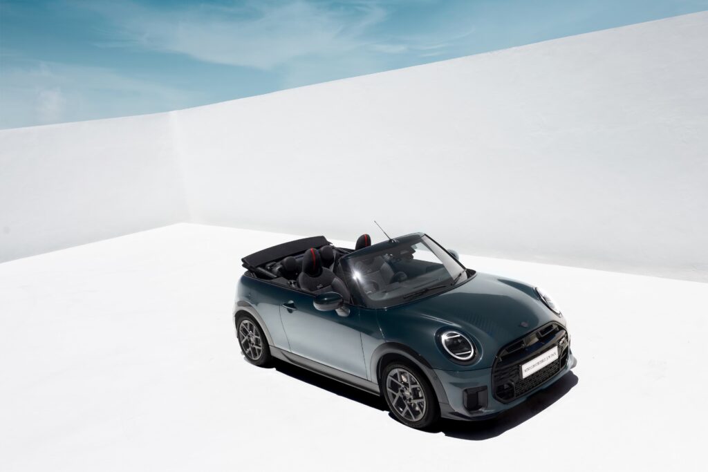 New MINI Convertible JCW