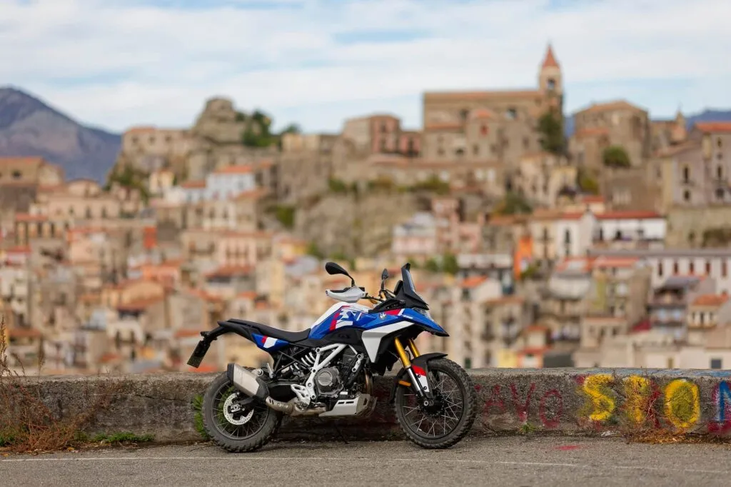 New BMW 450 GS Side View