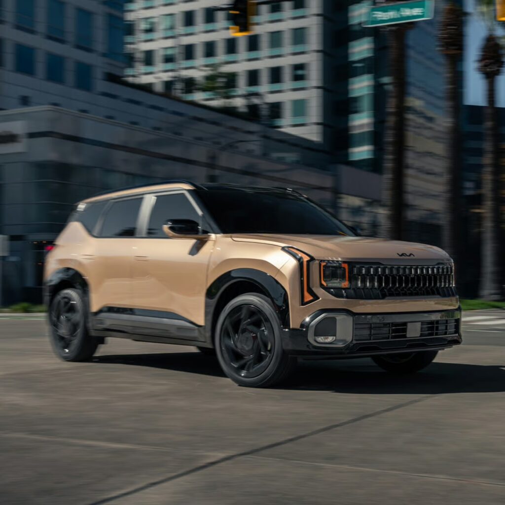 2027 Kia Seltos Photos