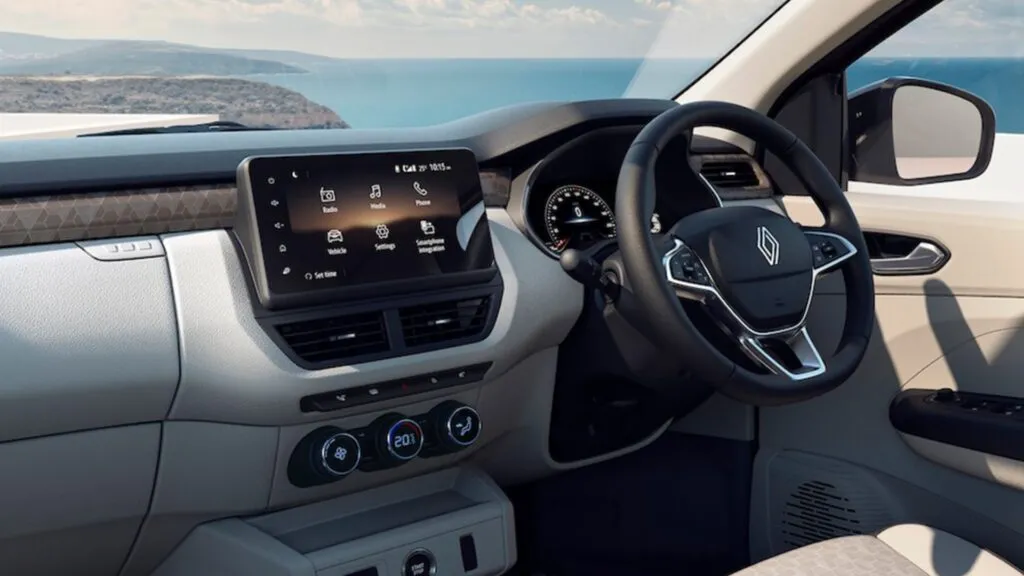 2026 Renault Triber AC Photos