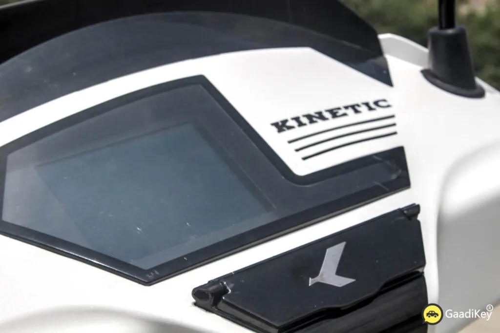 Simplistic KINETIC dashboard design similar to legacy Petrol Kinetic Scooter