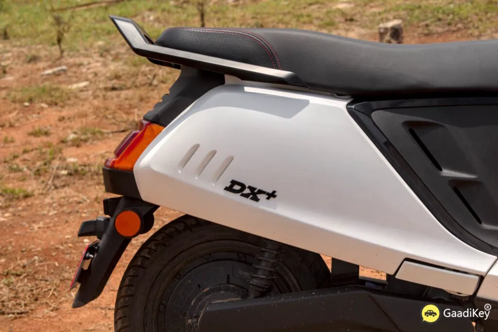 Kinetc DX+ Electric Seat - Wider Seat