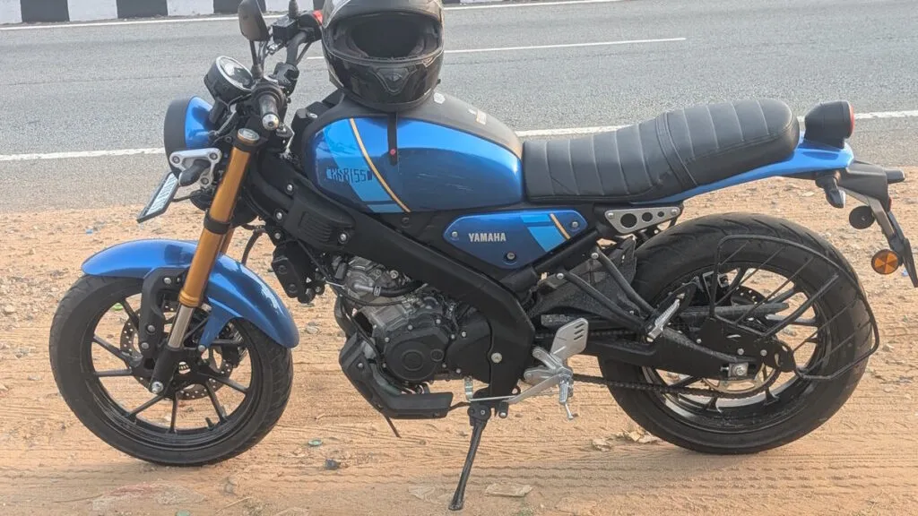 Yamaha XSR 155 Metallic Blue Color