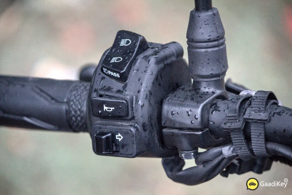 Yamaha XSR Switch