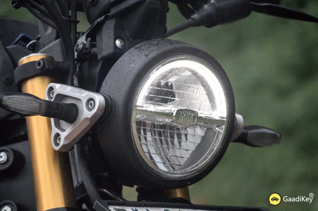 Yamaha XSR Headlight