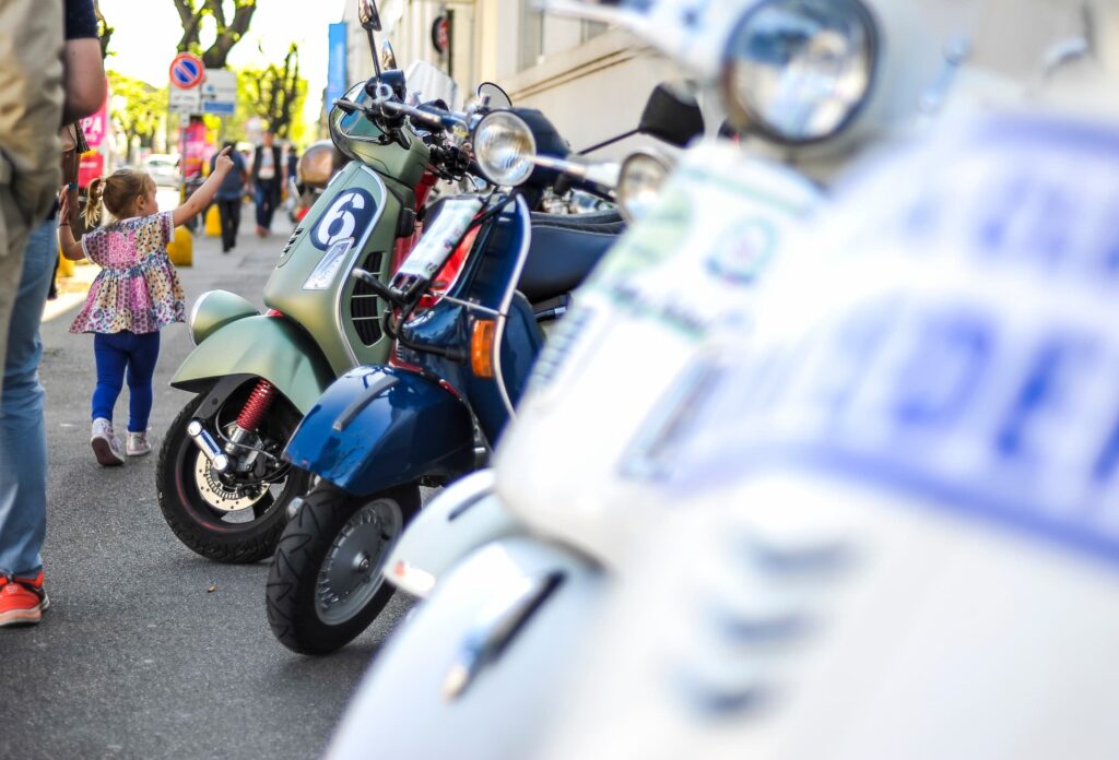 Vespa Roma 80 Years