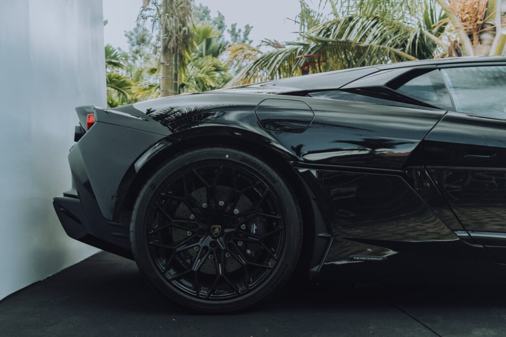 Large Alloy Wheels All Black Lamborghini Temerario 