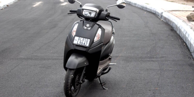 Suzuki Access Ride Connect Edition on the road