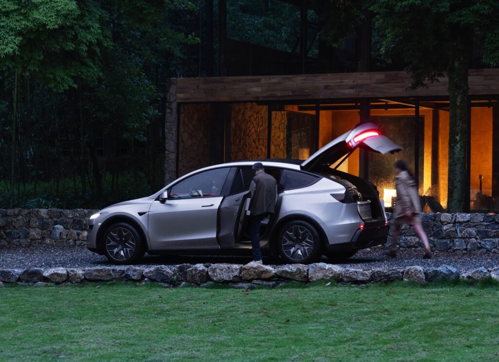 Tesla Model Y L Deliveries in India