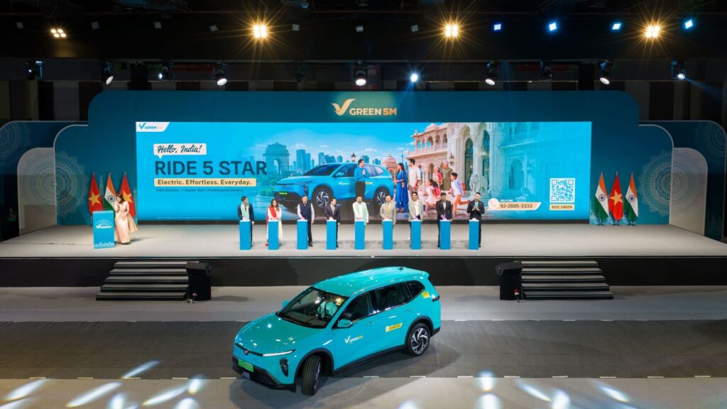 VinFast Green SM Electric Green Taxi Launch India
