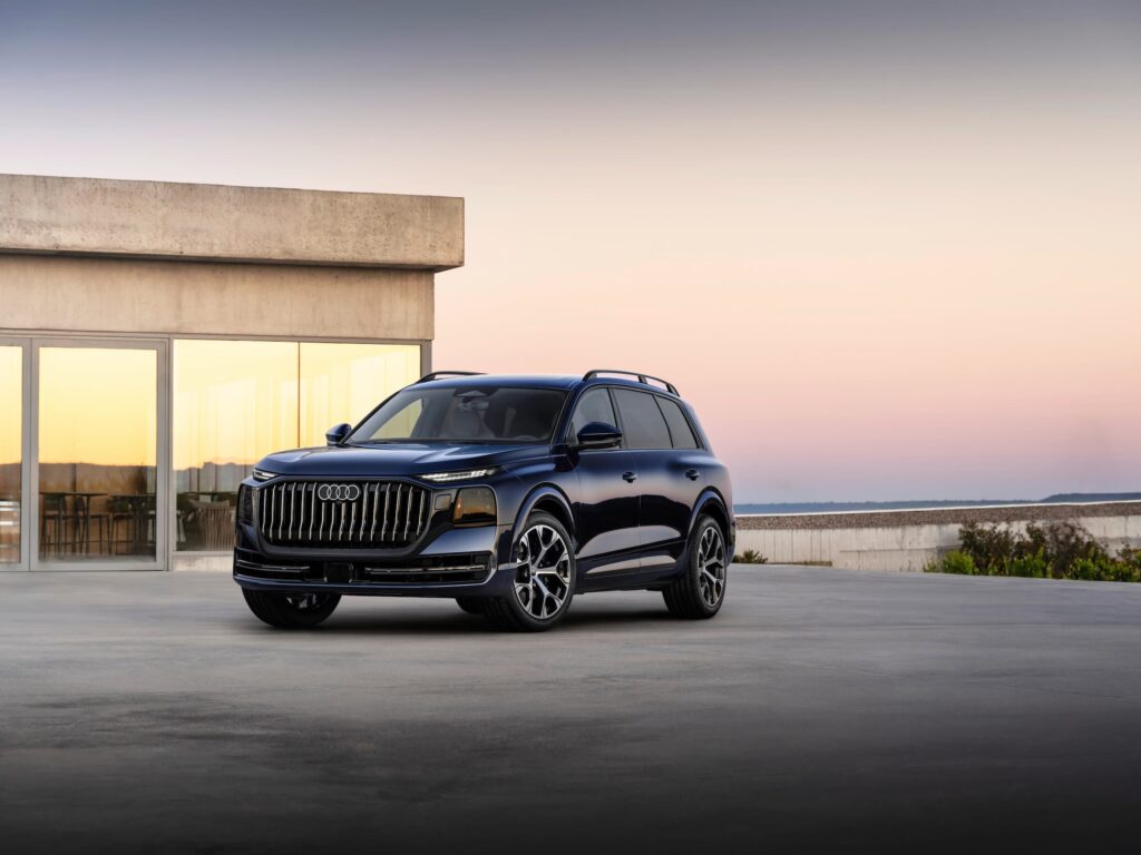 Audi Q9 SUV Photos