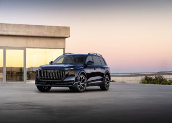 Audi Q9 SUV Images