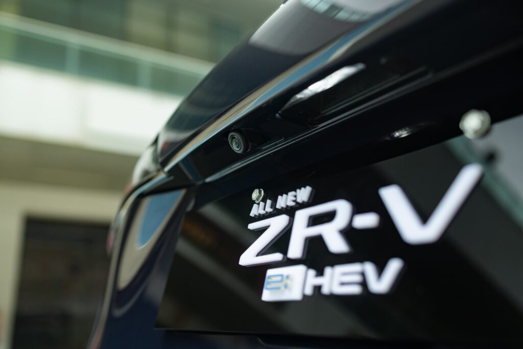 Honda ZR-V e: HEV Images