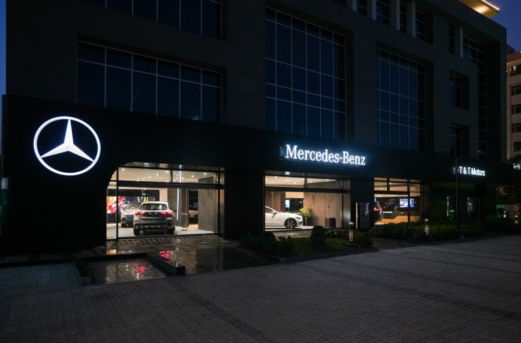 New Mercedes Benz Showroom Exterior