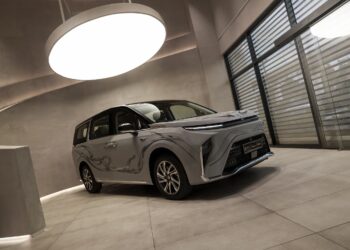 New MG M9 Couture Edition Images