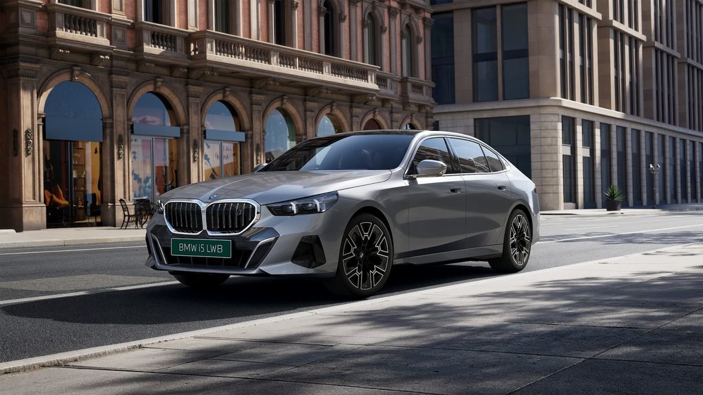 All New BMW i5 LWB (Long Wheelbase)