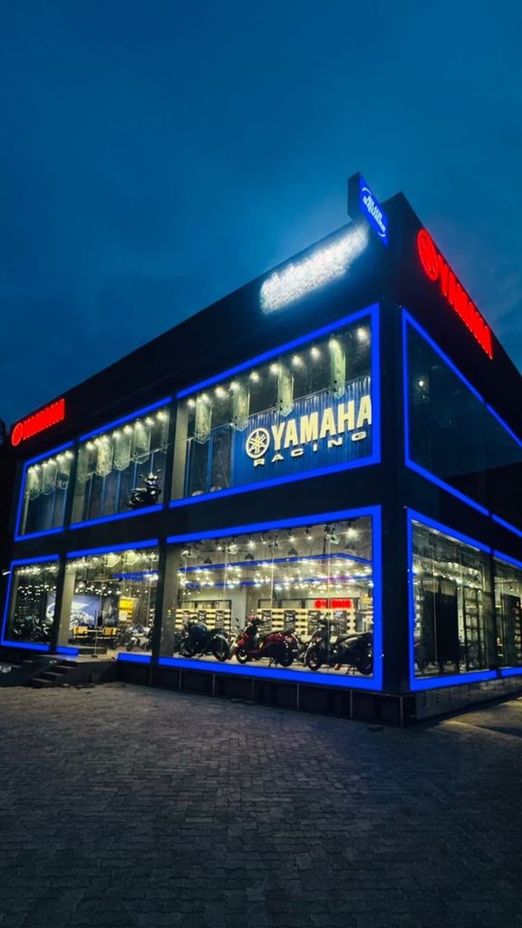 New Yamaha Blue Square SHowroom 