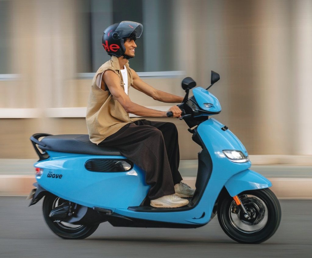 Simple Wave Electric Scooter Launched at Rs 1.1 lakhs